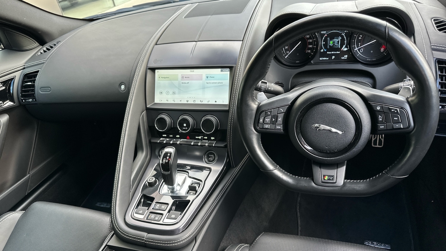 Used Jaguar F-Type 2019 for sale - 76428579: Photo 10