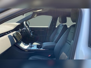 Used Land Rover Range Rover Evoque 2023 for sale - 79087425: Photo