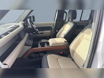 Used Land Rover Defender 2022 for sale - 77288952: Photo