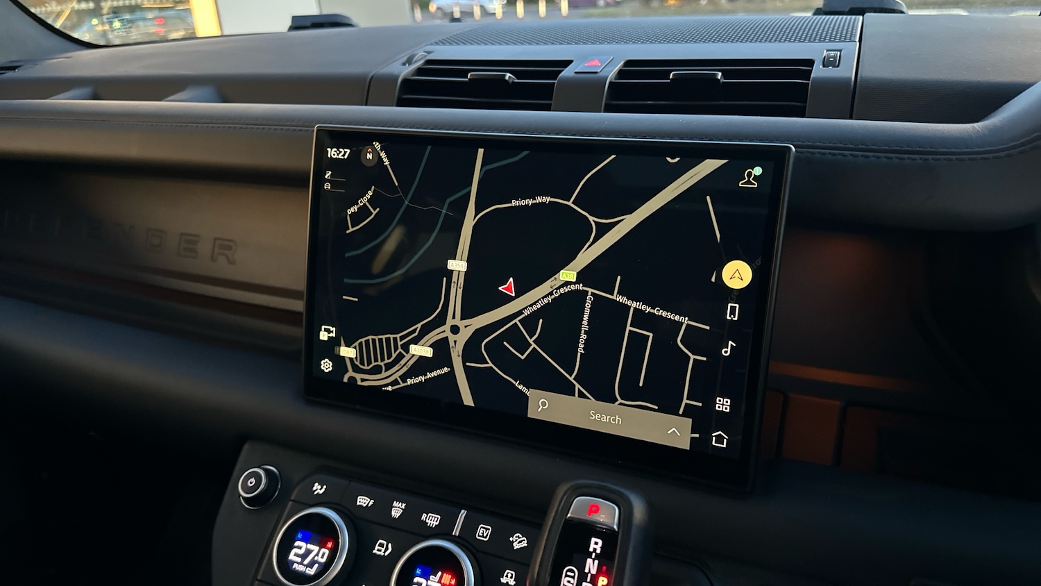 Used Land Rover Defender 2024 for sale - 76627741: Photo 11