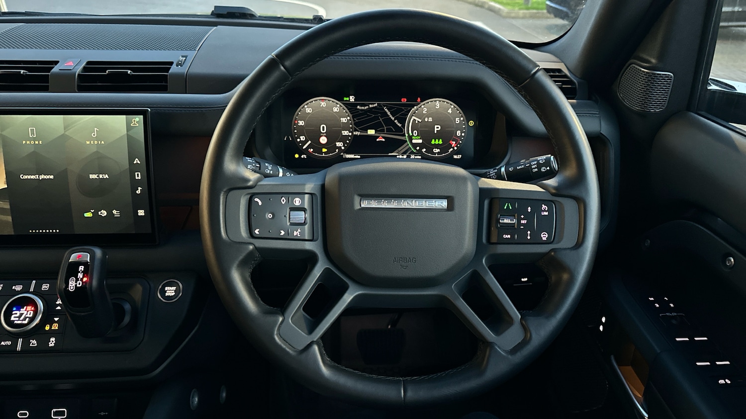 Used Land Rover Defender 2024 for sale - 76627741: Photo 15