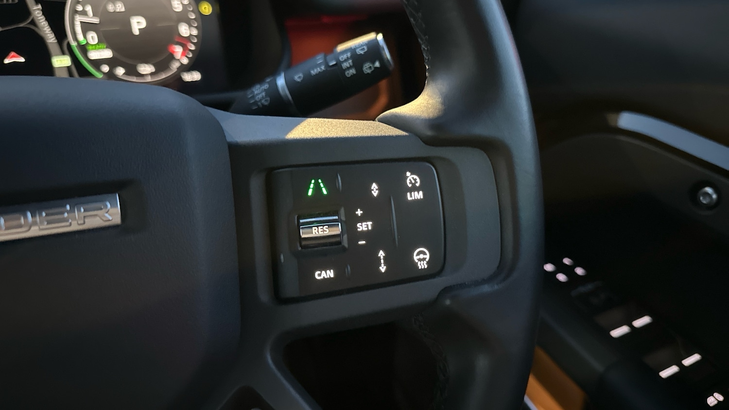 Used Land Rover Defender 2024 for sale - 76627741: Photo 21