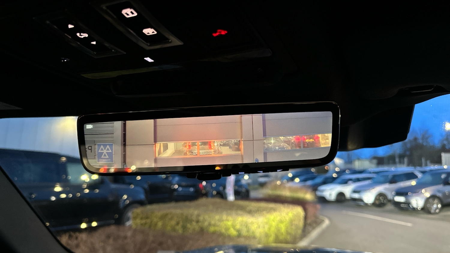 Used Land Rover Defender 2024 for sale - 76627741: Photo 27