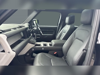 Used Land Rover Defender 2024 for sale - 75497013: Photo