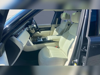Used Land Rover Range Rover 2023 for sale - 76104652: Photo