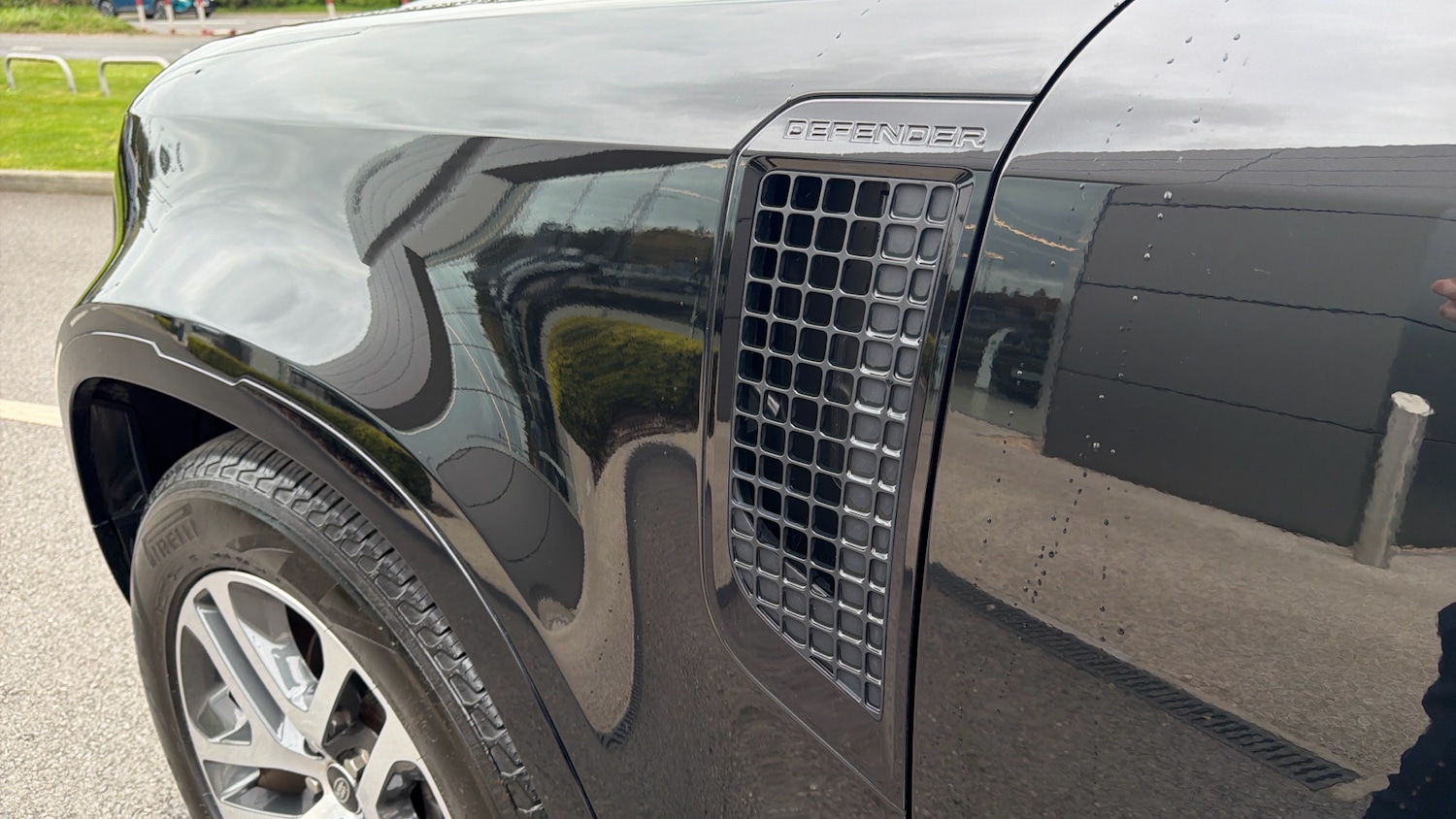 Used Land Rover Defender 2024 for sale - 78149762: Photo 20