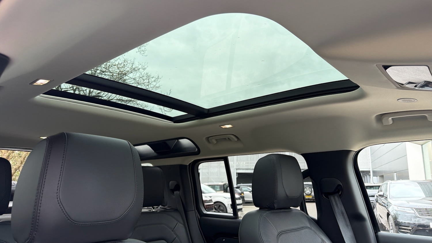 Used Land Rover Defender 2024 for sale - 78149762: Photo 21