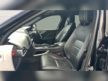 Used Jaguar F-Pace 2018 for sale - 78558541: Photo