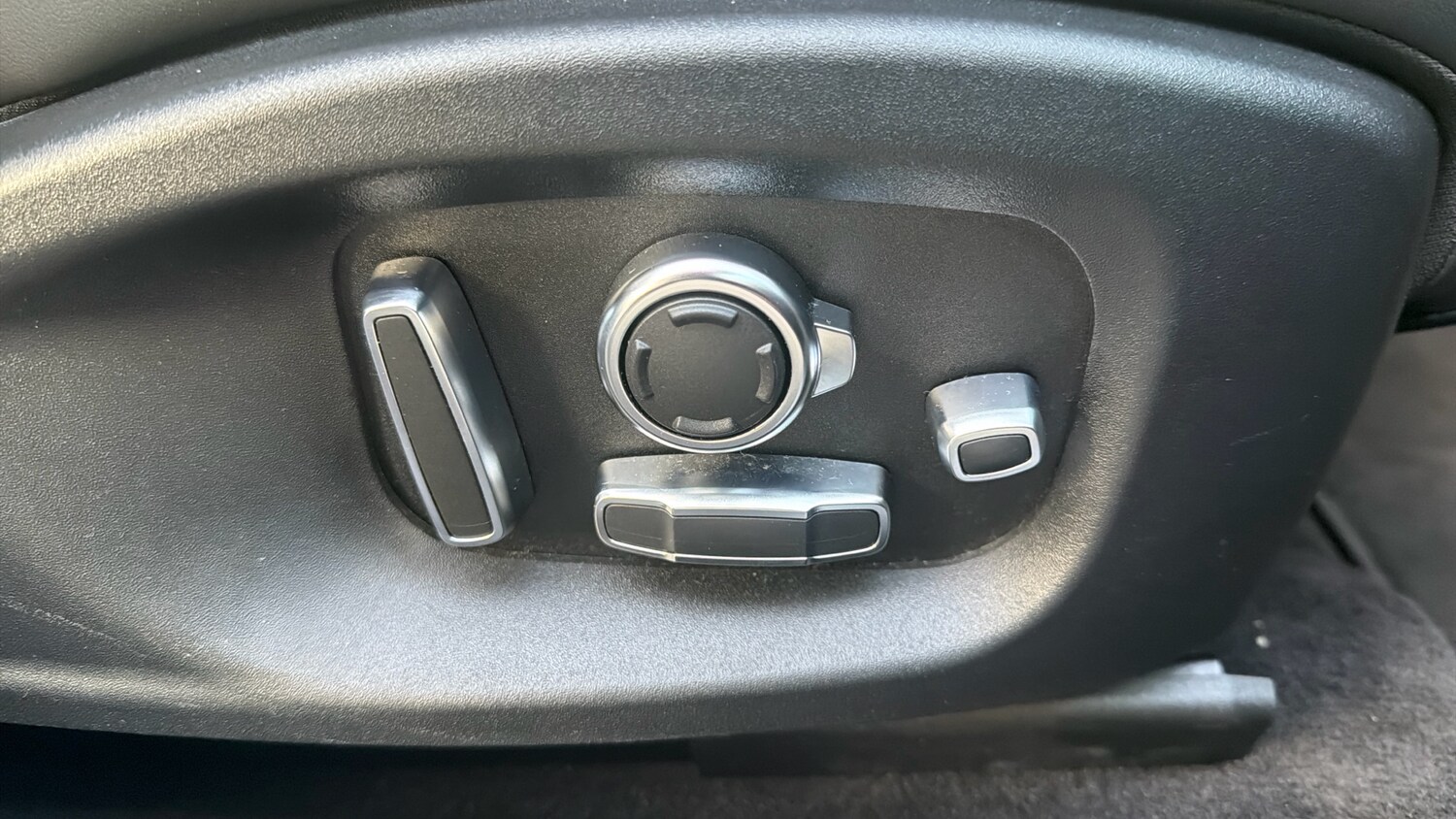 Used Jaguar I-Pace 2023 for sale - 77983852: Photo 11