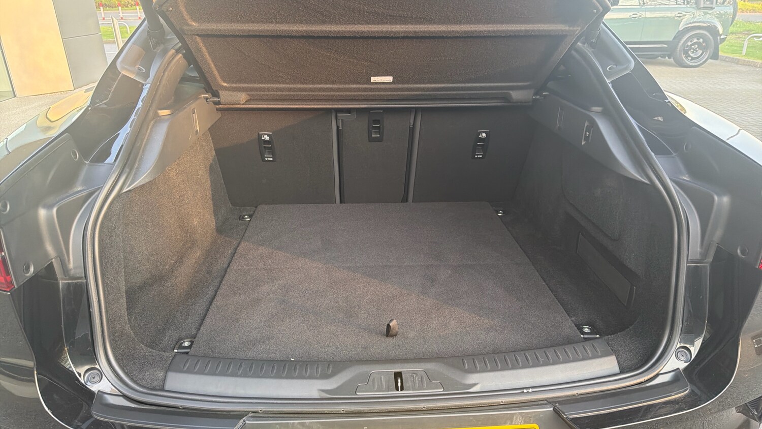 Used Jaguar I-Pace 2023 for sale - 77983852: Photo 4