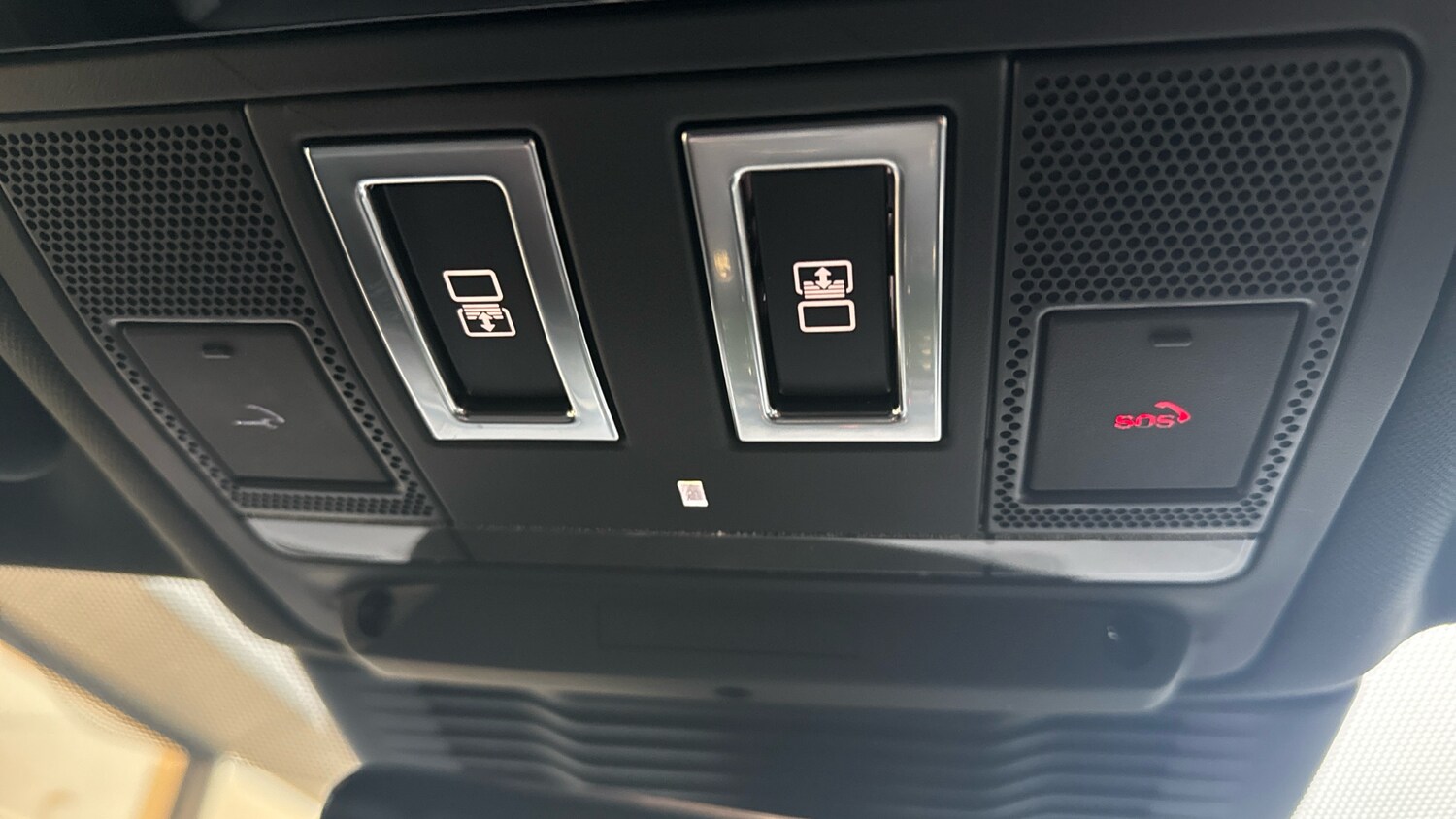 Used Land Rover Discovery 2024 for sale - 76315280: Photo 28