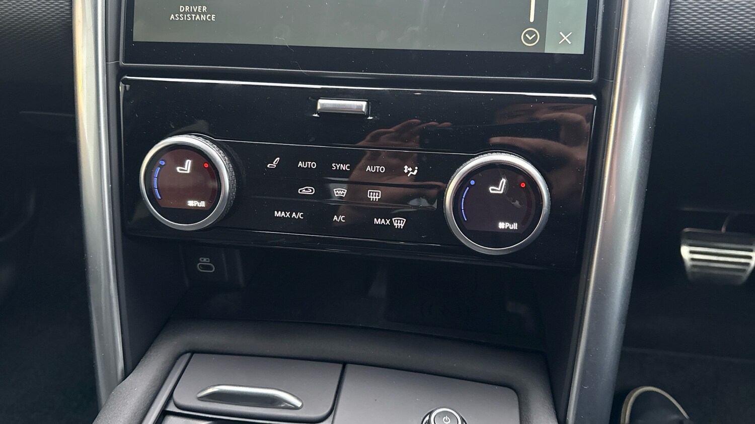 Used Land Rover Discovery 2024 for sale - 76315280: Photo 30