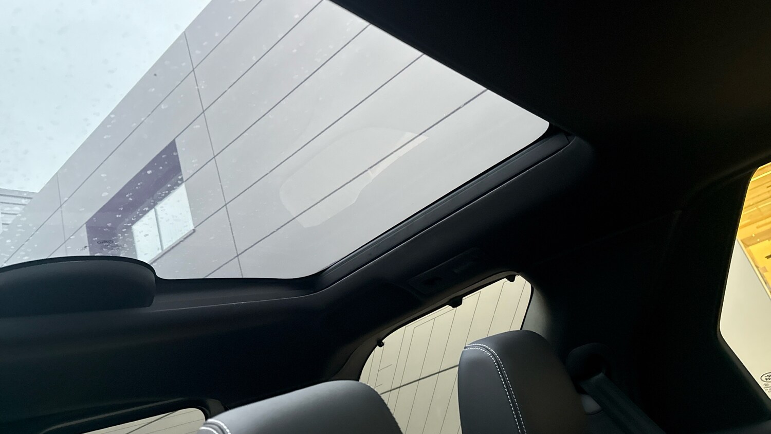 Used Land Rover Discovery 2024 for sale - 76315280: Photo 37