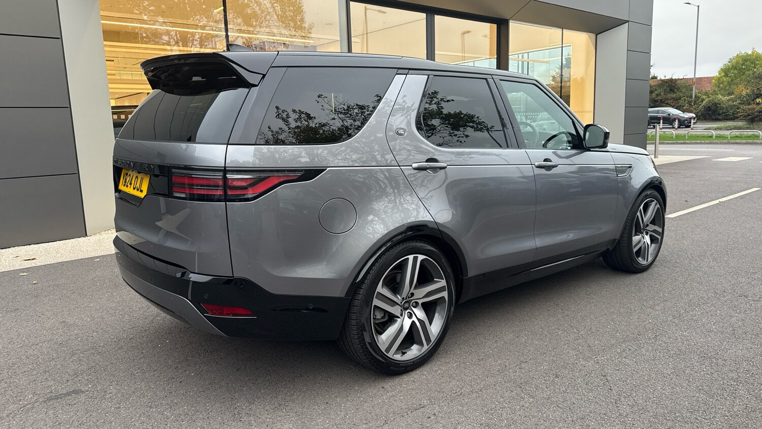 Used Land Rover Discovery 2024 for sale - 76315280: Photo 38