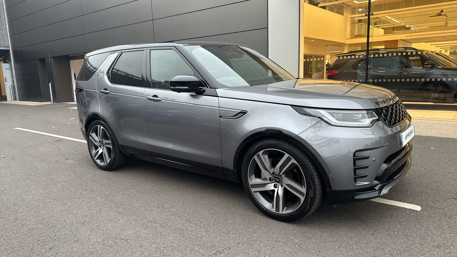 Used Land Rover Discovery 2024 for sale - 76315280: Photo 39