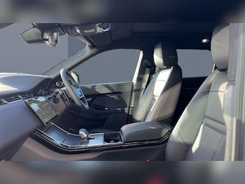 Used Land Rover Range Rover Evoque 2024 for sale - 76979326: Photo