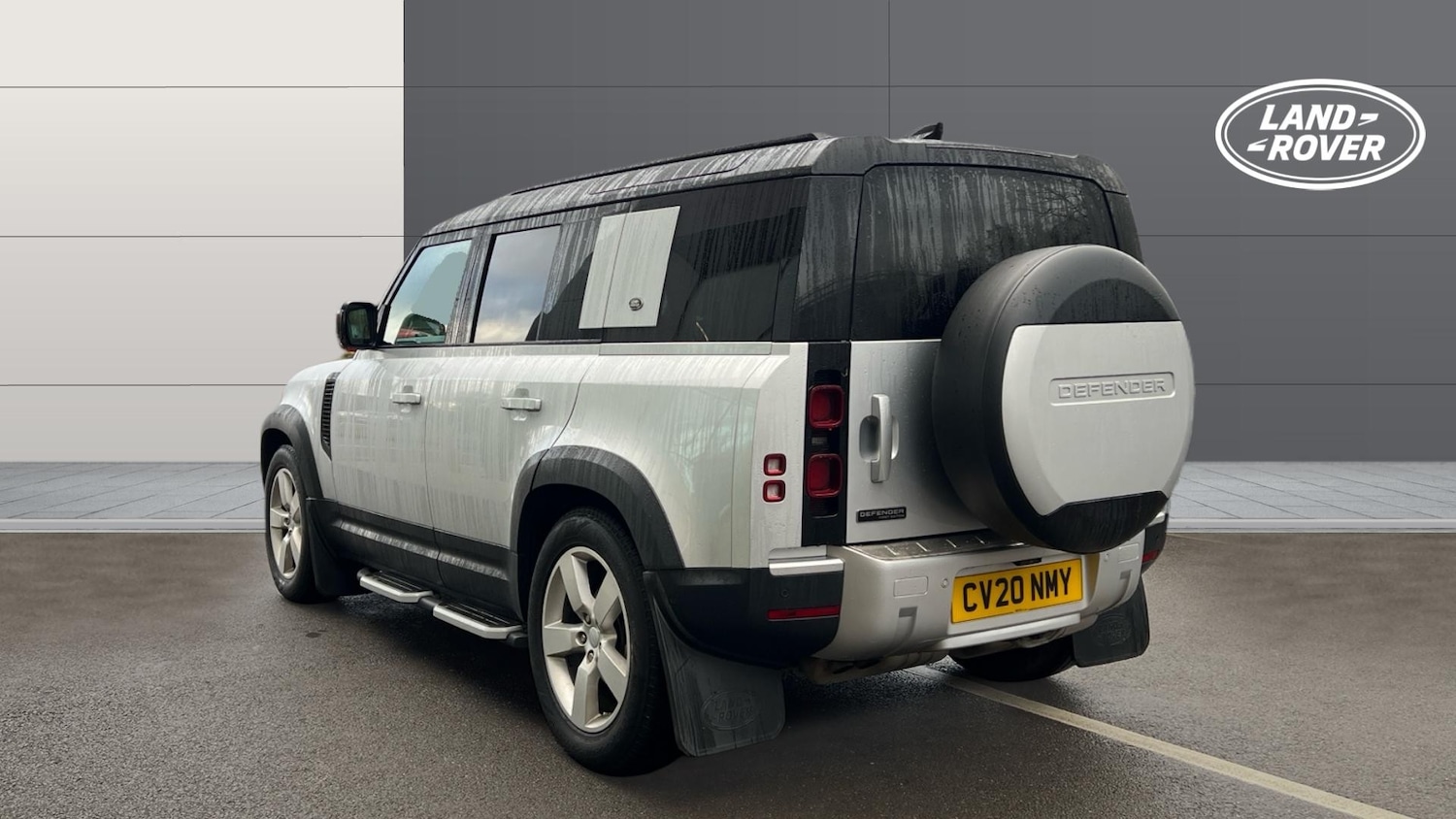Used Land Rover Defender 2020 for sale - 77366061: Photo 2