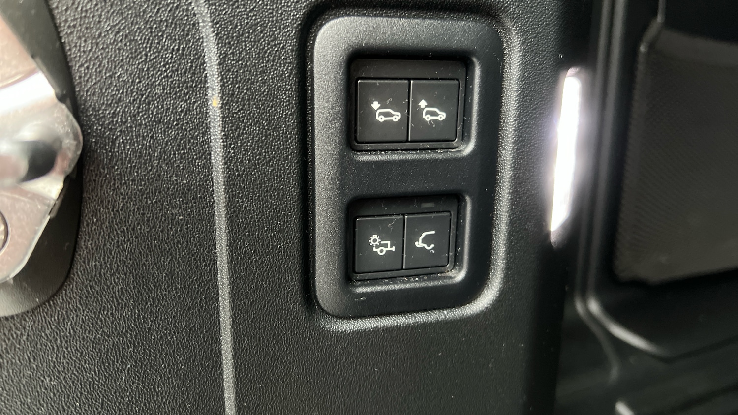 Used Land Rover Defender 2020 for sale - 77366061: Photo 29