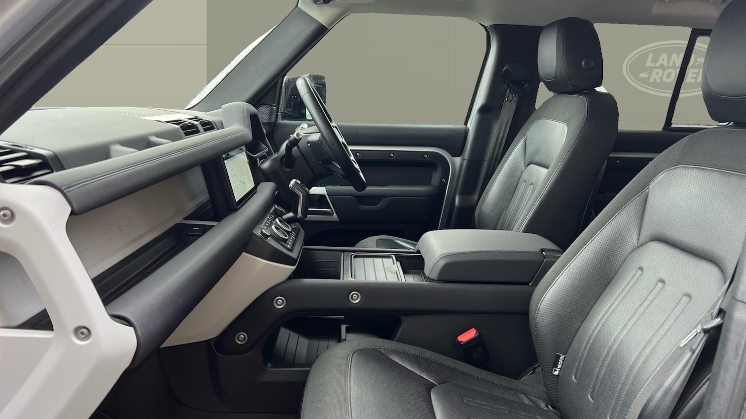 Used Land Rover Defender 2020 for sale - 77366061: Photo 3