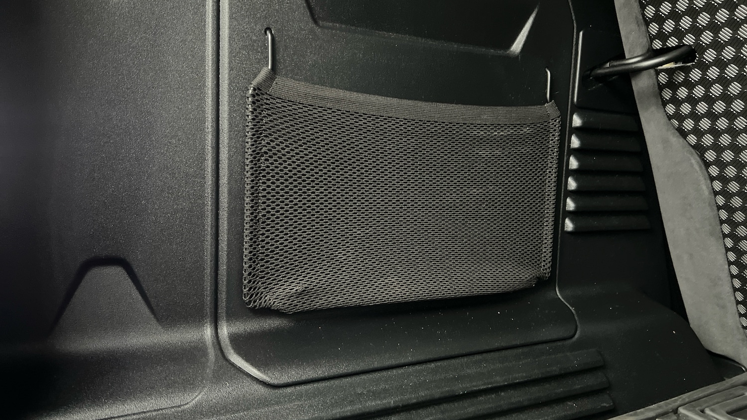 Used Land Rover Defender 2020 for sale - 77366061: Photo 30