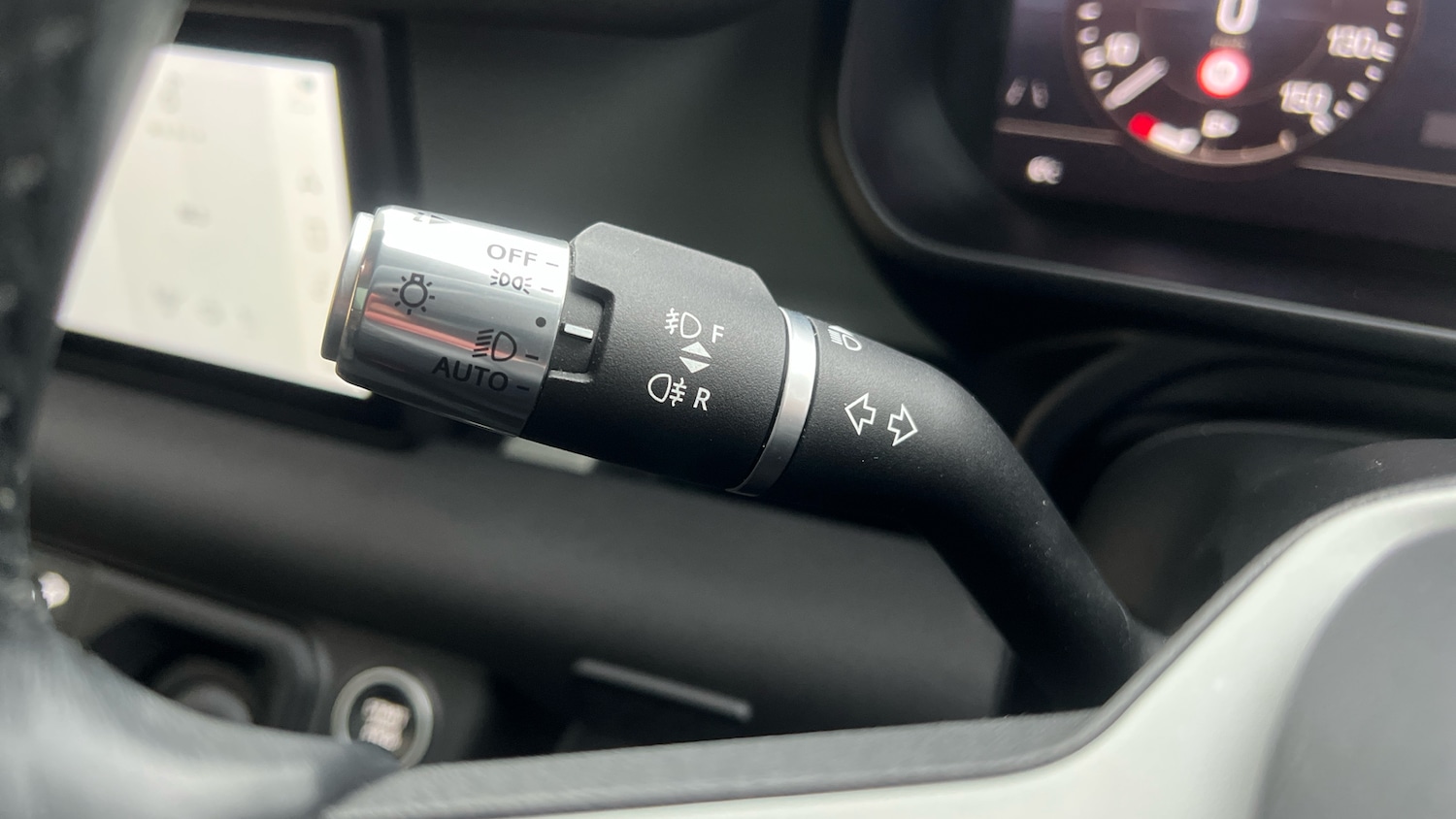 Used Land Rover Defender 2020 for sale - 77366061: Photo 44