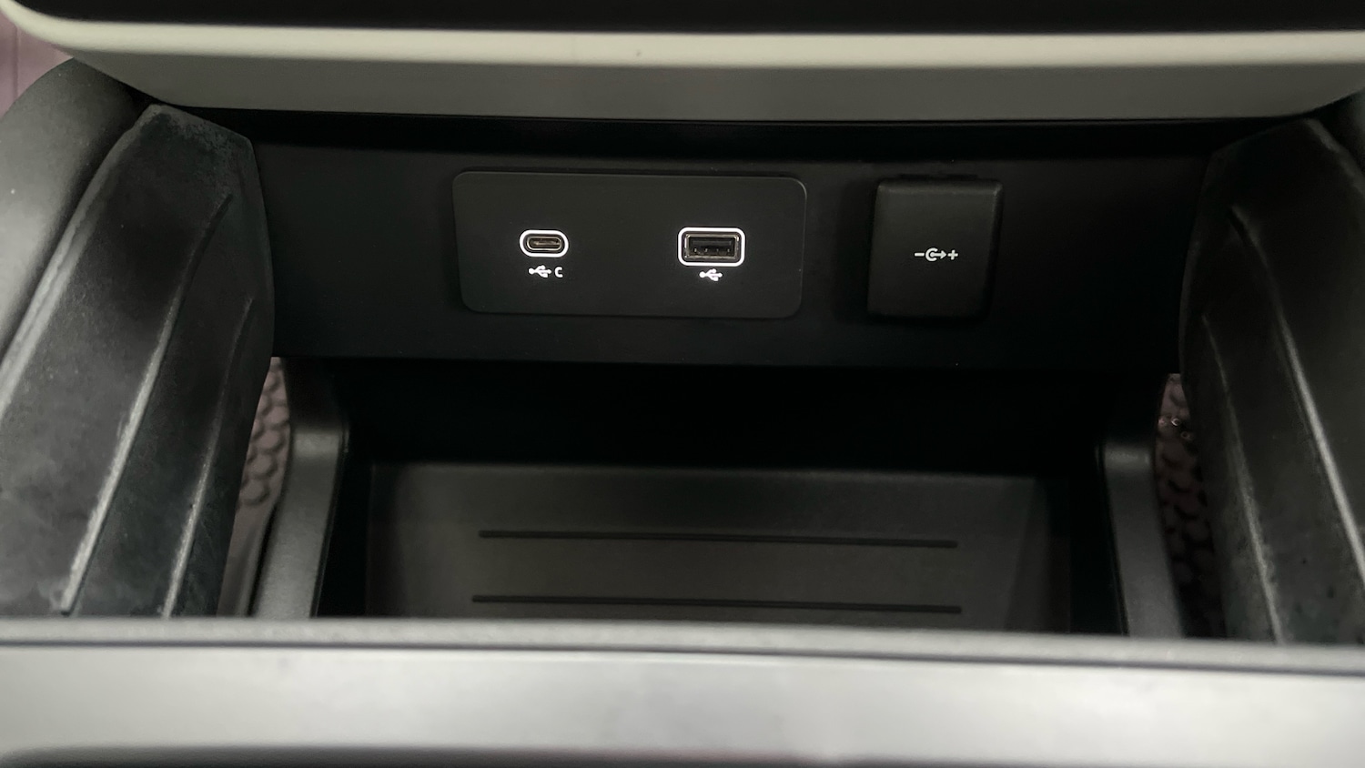 Used Land Rover Defender 2020 for sale - 77366061: Photo 46