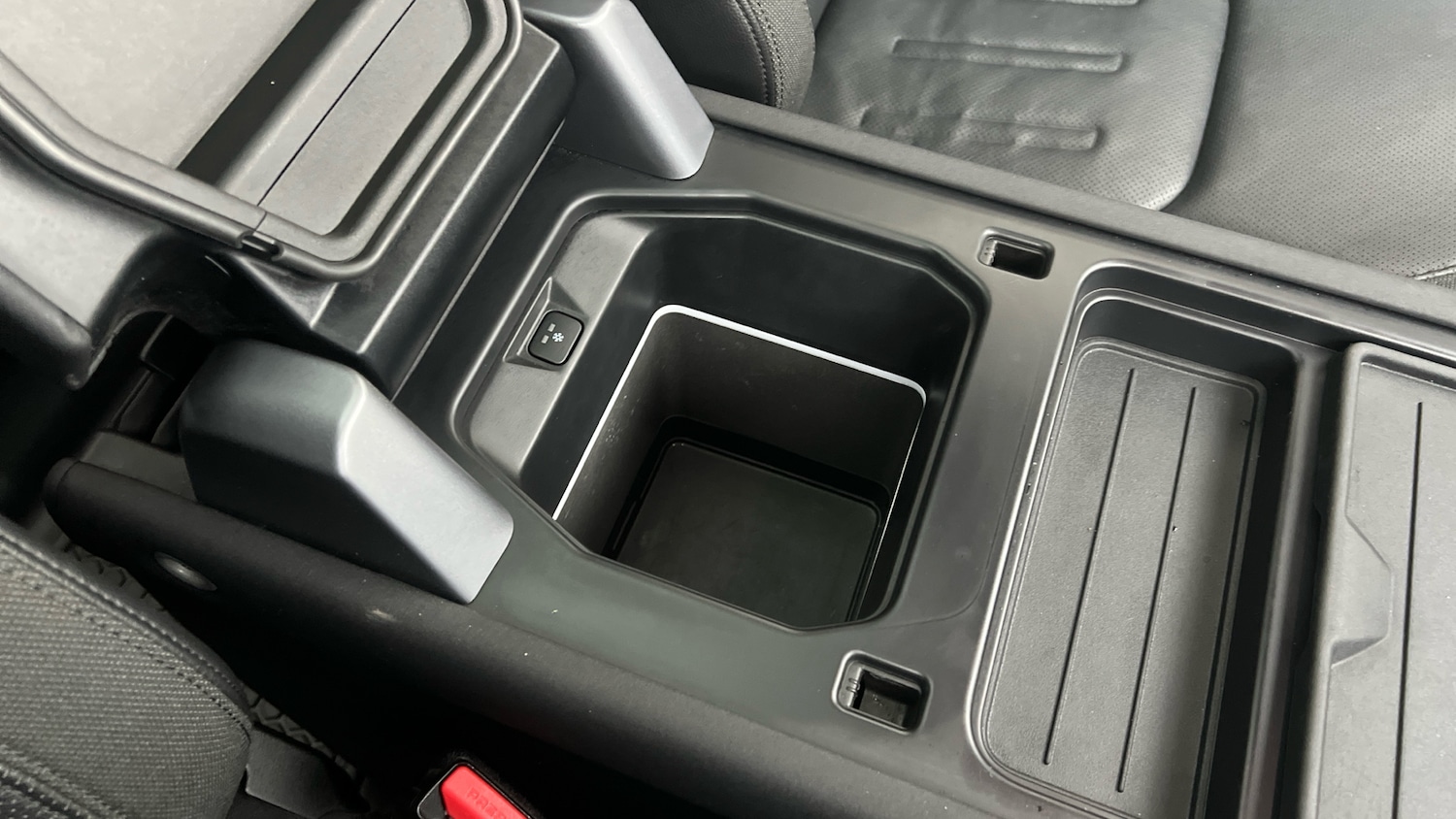 Used Land Rover Defender 2020 for sale - 77366061: Photo 49