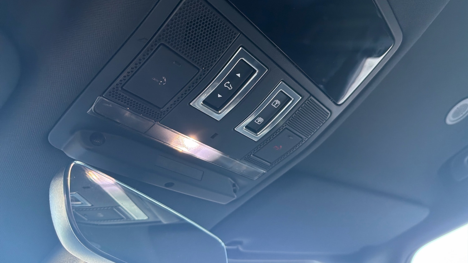 Used Land Rover Defender 2025 for sale - 77300958: Photo 39