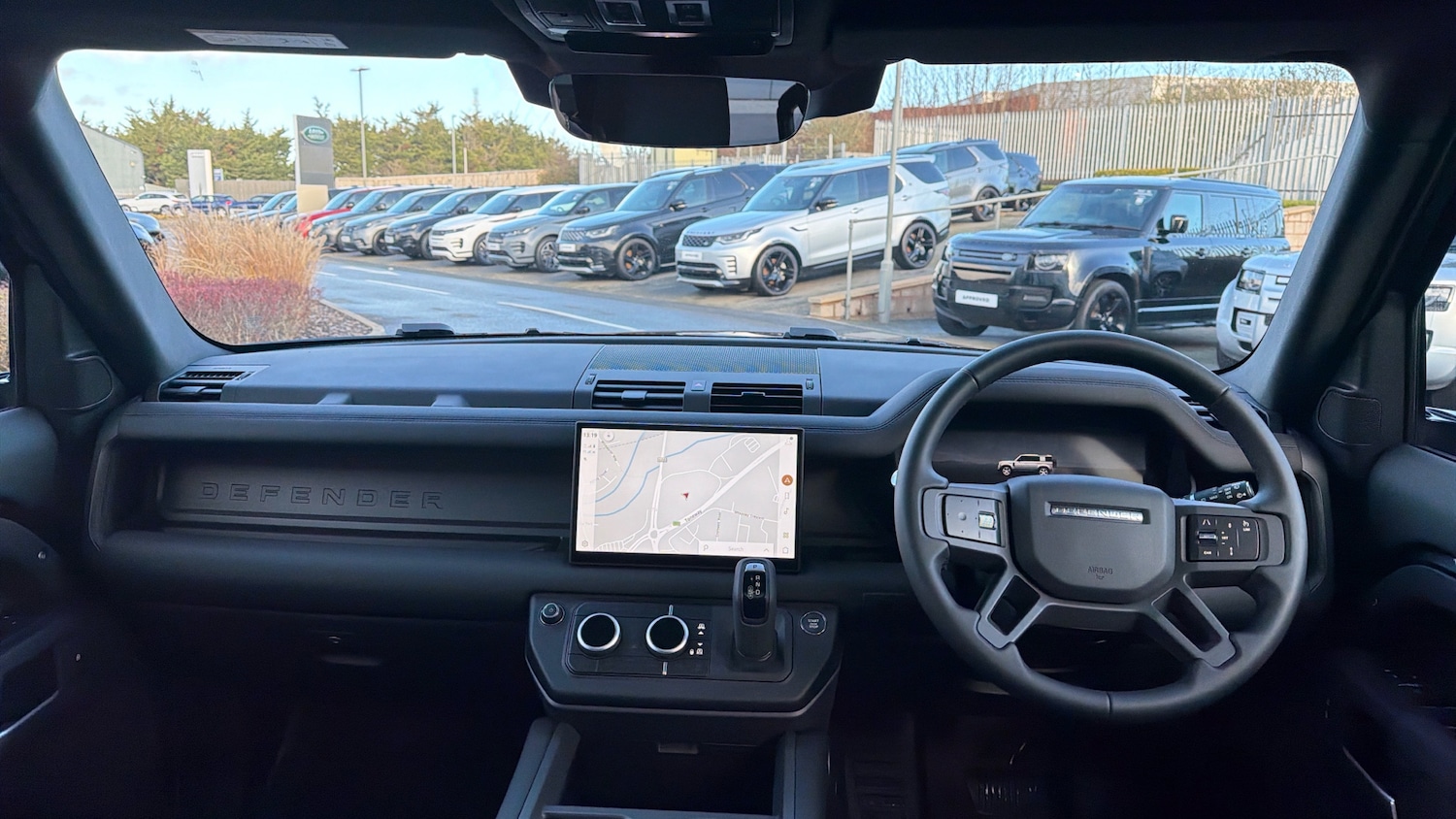 Used Land Rover Defender 2025 for sale - 77300958: Photo 9