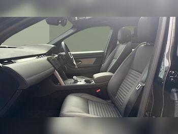Used Land Rover Discovery Sport 2025 for sale - 78756605: Photo