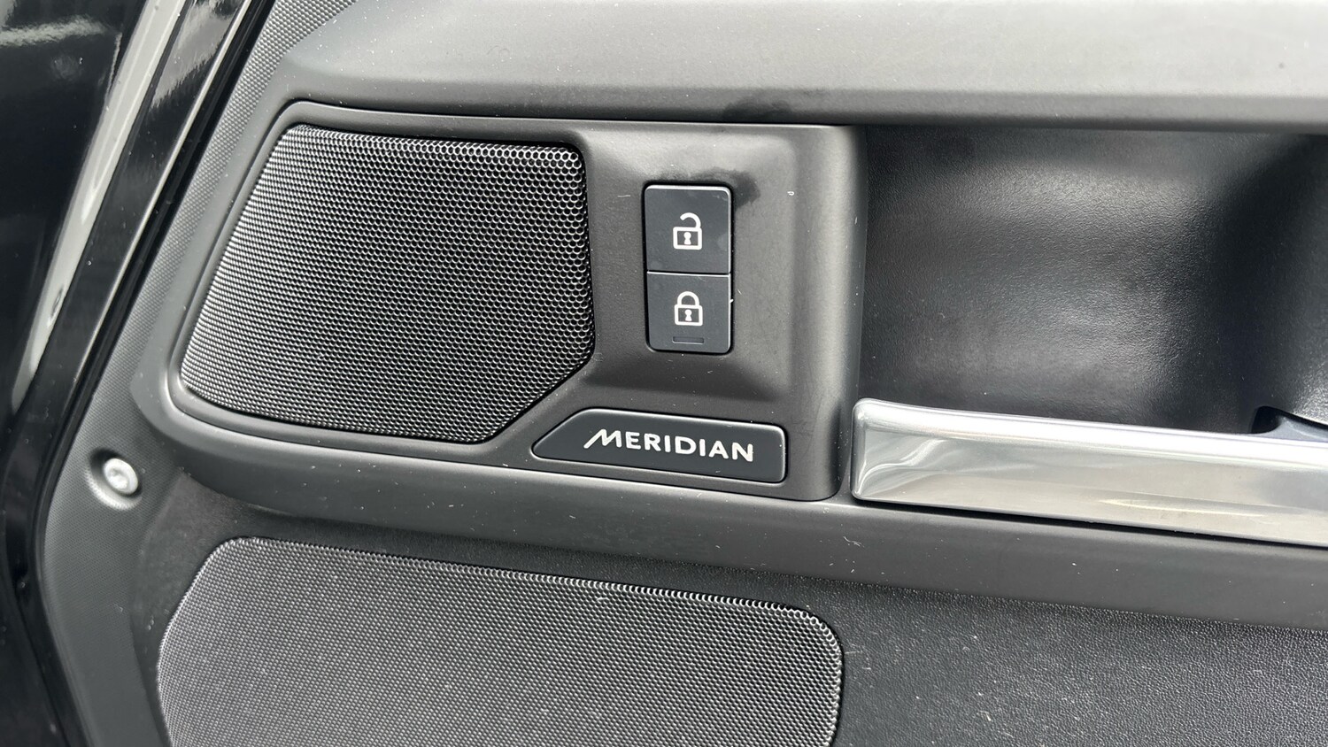 Used Land Rover Defender 2025 for sale - 77465570: Photo 31