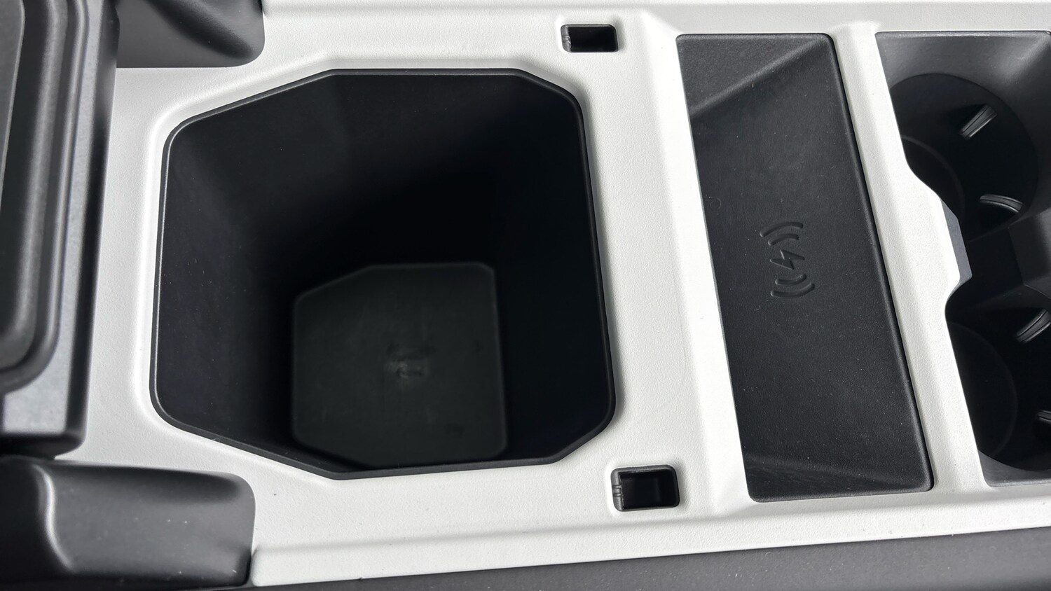 Used Land Rover Defender 2025 for sale - 77465570: Photo 37