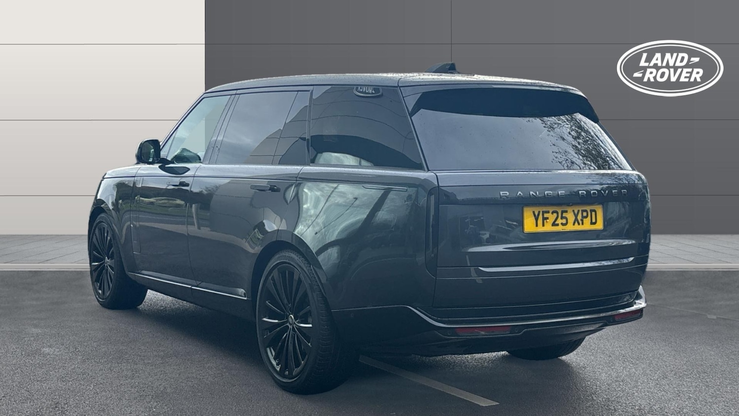 Used Land Rover Range Rover 2025 for sale - 76415716: Photo 2