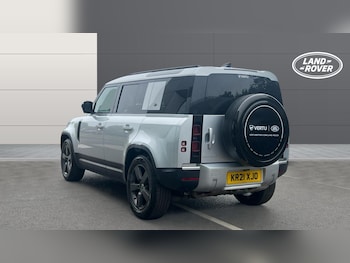 Used Land Rover Defender 2021 for sale - 75343203: Photo