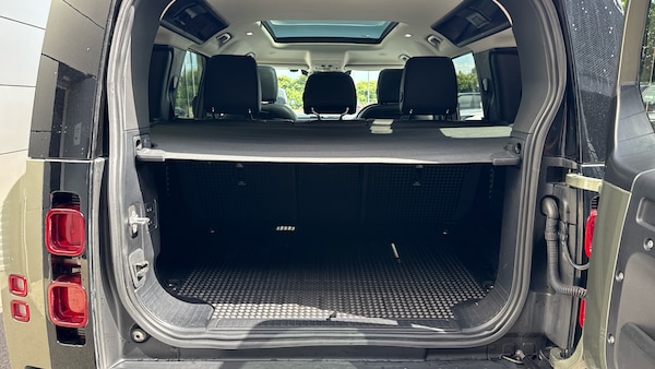 Used Land Rover Defender 2020 for sale - 76232214: Photo 10
