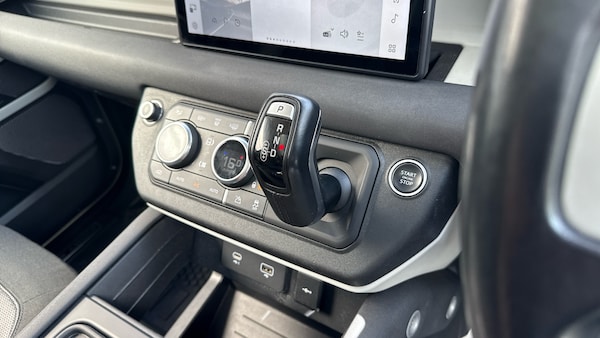 Used Land Rover Defender 2020 for sale - 76232214: Photo 13