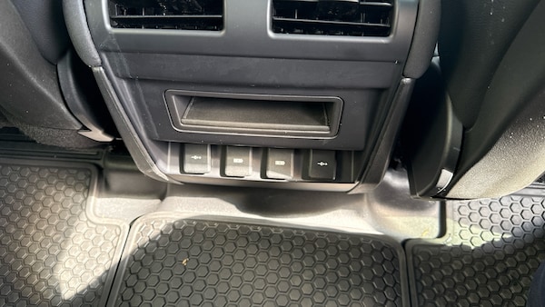 Used Land Rover Defender 2020 for sale - 76232214: Photo 33