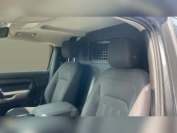 Used Land Rover Defender 2021 for sale - 79272580: Photo