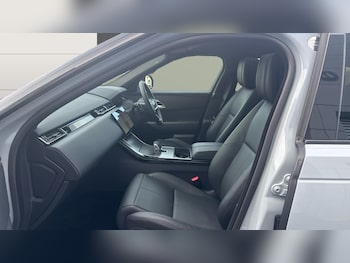 Used Land Rover Range Rover Velar 2025 for sale - 78701437: Photo