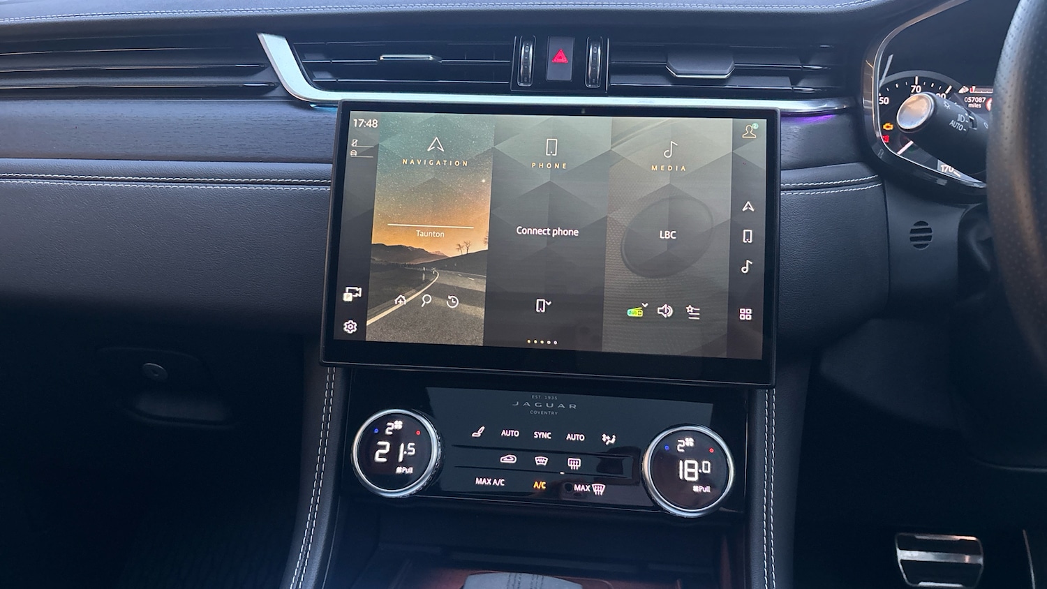 Used Jaguar F-Pace 2022 for sale - 77664864: Photo 14