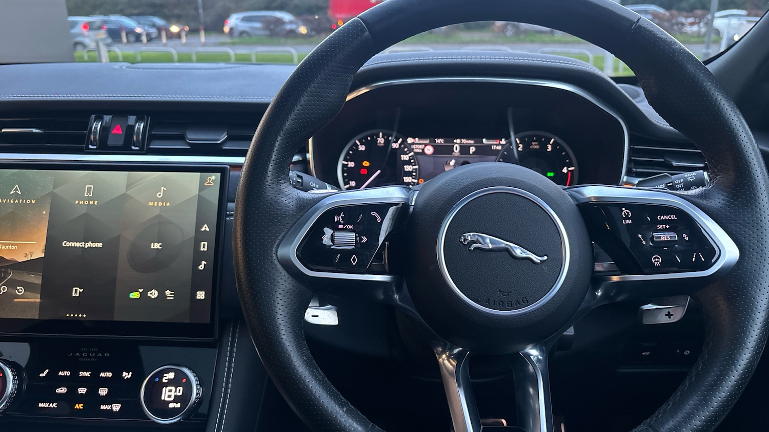 Used Jaguar F-Pace 2022 for sale - 77664864: Photo 15