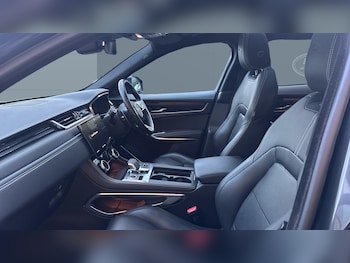 Used Jaguar F-Pace 2022 for sale - 77664864: Photo