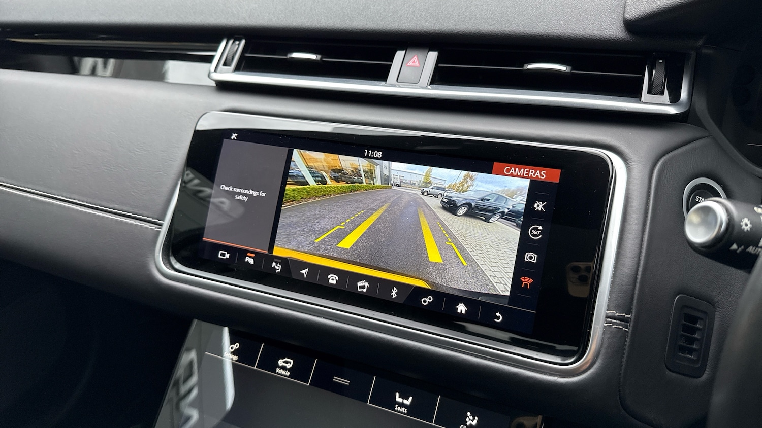 Used Land Rover Range Rover Velar 2019 for sale - 76896811: Photo 12