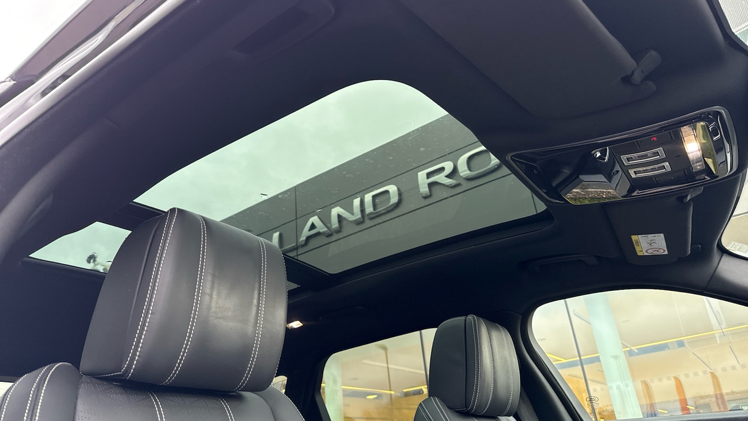 Used Land Rover Range Rover Velar 2019 for sale - 76896811: Photo 21