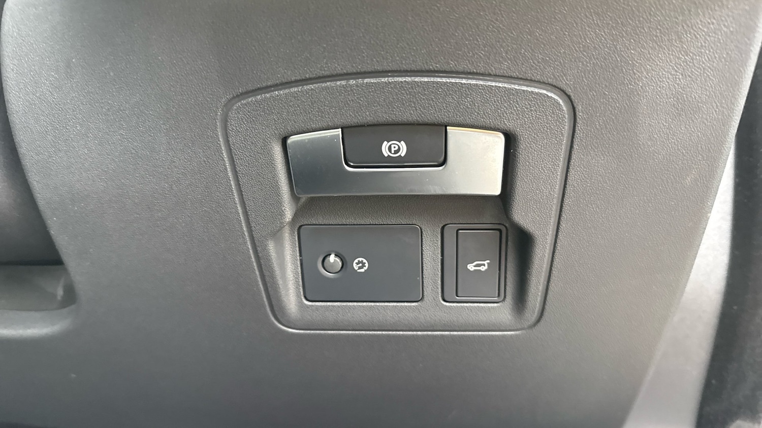 Used Land Rover Range Rover Velar 2019 for sale - 76896811: Photo 31