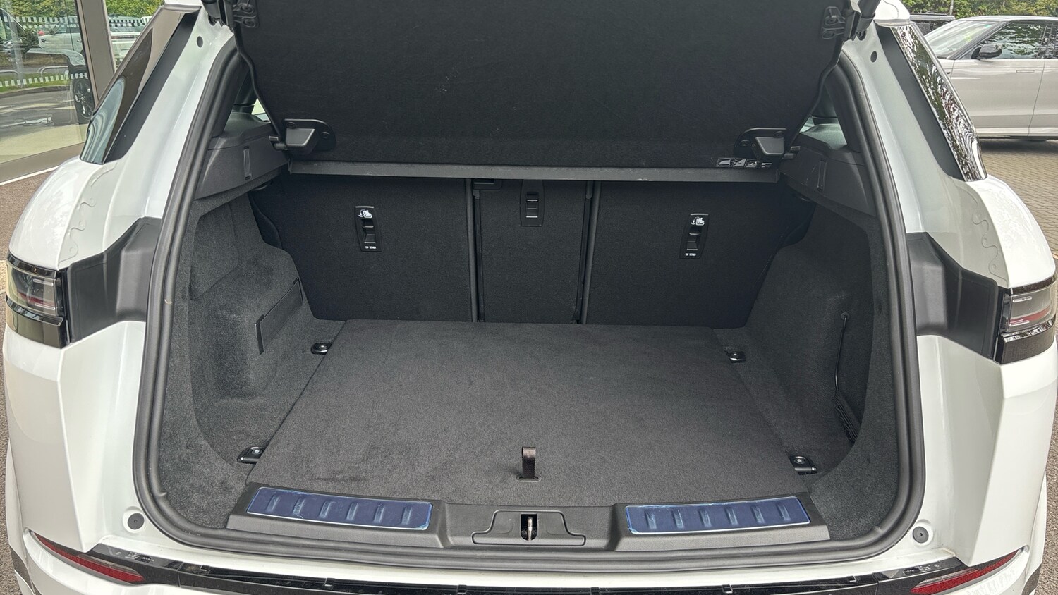 Used Land Rover Range Rover Evoque 2025 for sale - 76578053: Photo 10