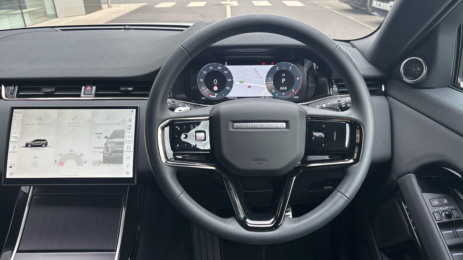 Used Land Rover Range Rover Evoque 2025 for sale - 76578053: Photo 15