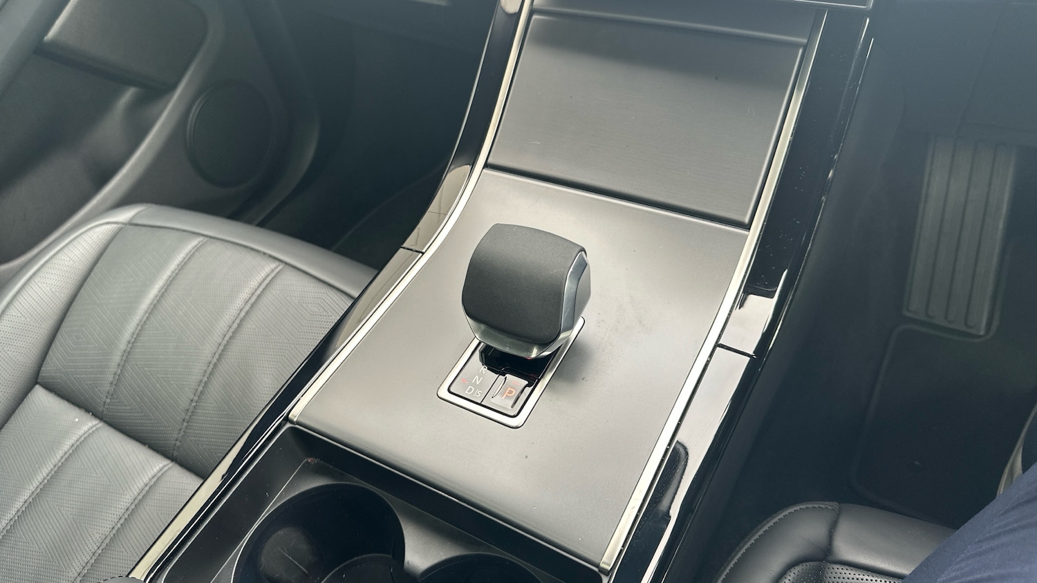 Used Land Rover Range Rover Evoque 2025 for sale - 77180642: Photo 13