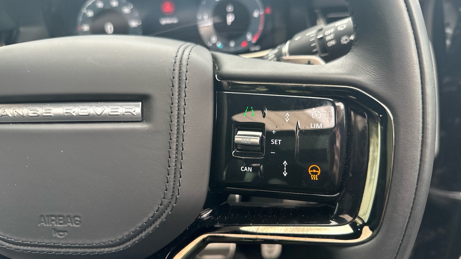 Used Land Rover Range Rover Evoque 2025 for sale - 77180642: Photo 24