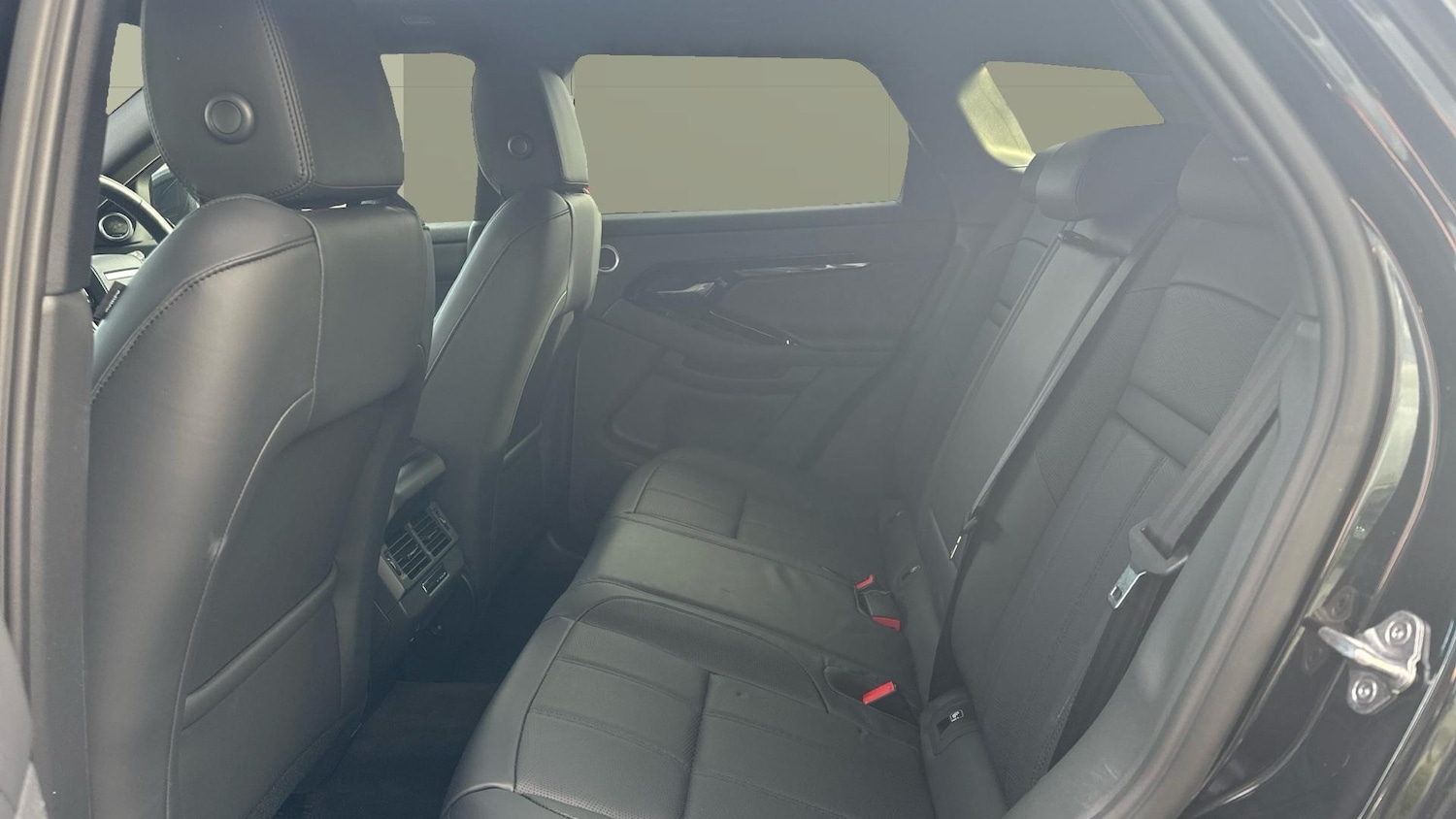 Used Land Rover Range Rover Evoque 2025 for sale - 77180642: Photo 4